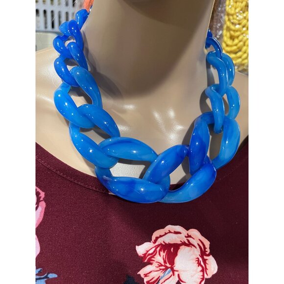 Acrylic necklace , chunky blue large link chain big acrylic chain necklace - Picture 6 of 10